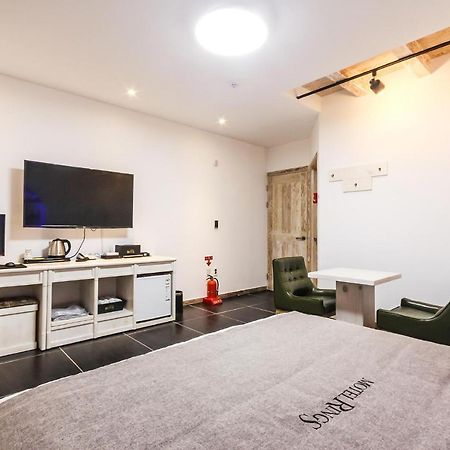 Rings Motel Iksan Екстериор снимка